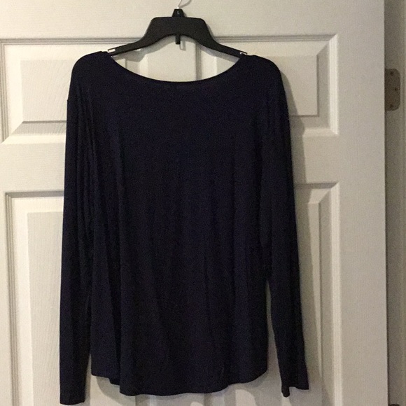 Top - Picture 2 of 3